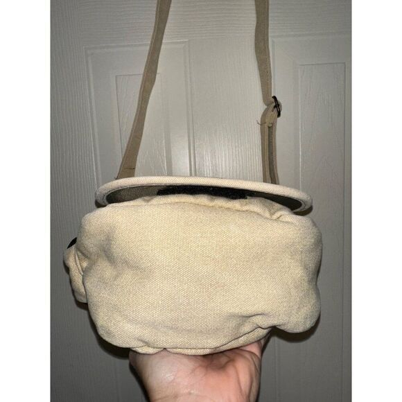 Kavu Kicker Crossbody Tan Canvas Bag - Picture 10 of 16